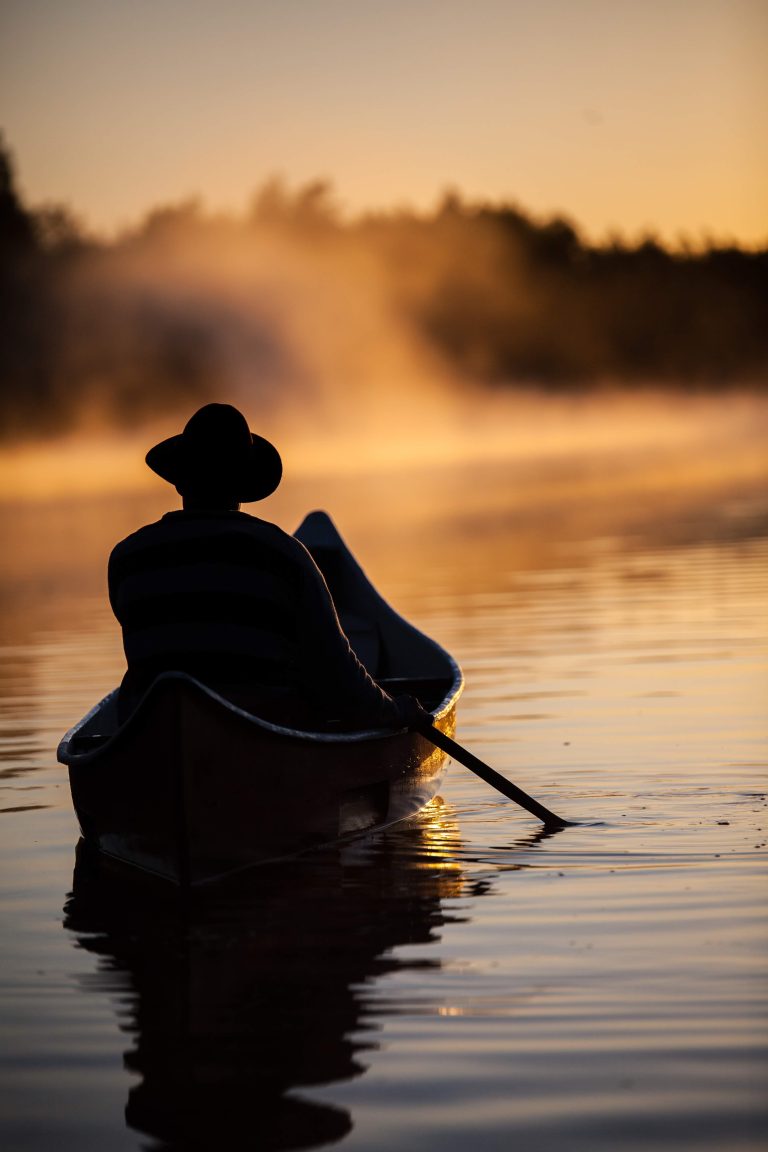 Canoeing and boat trips on lakes and rivers